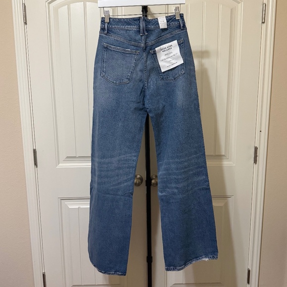 Good American Good Ease Relaxed *NWT* - Picture 5 of 5